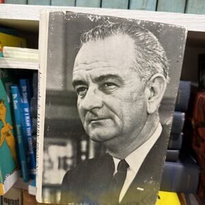A Biography - Lyndon B. Johnson by Harry Provence 1964 HCDJ First Edition SIGNED